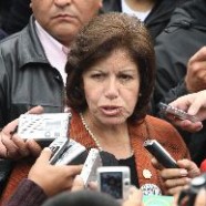 Lourdes Flores: diálogo “airea la política” y recoge temas puntuales a favor del país