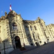 Gobierno recibe a dirigencia de Restauración Nacional como parte de diálogo con partidos