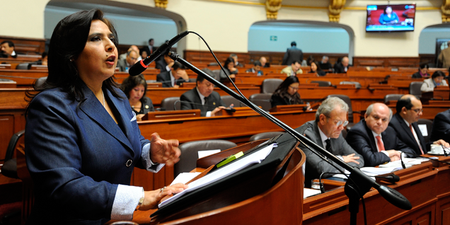 ana_jara_pcm_peru_congreso_investidura