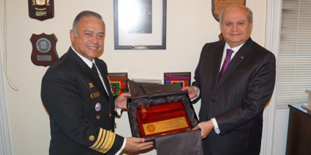 Presidente del Consejo de Ministros visita la Junta Interamericana de Defensa en Estados Unidos
