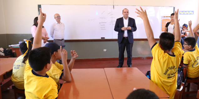 Jefe del Gabinete: Educación es tema central para el Gobierno