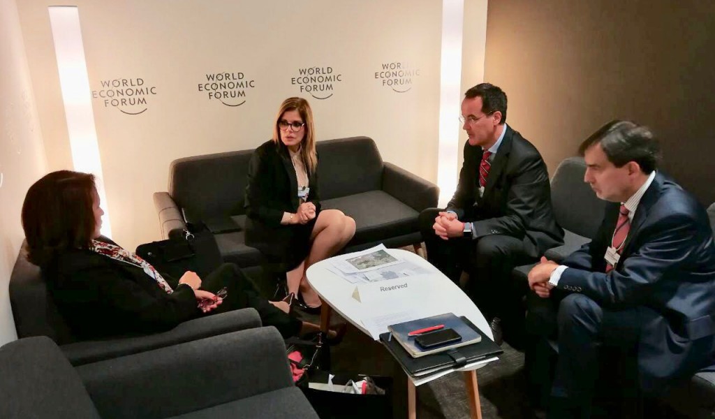MERCEDES ARAOZ PARTICIPA EN FORO ECONÓMICO MUNDIAL DIRIGIDO A LAS MUJERES